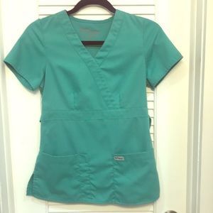 Grey’s Anatomy by Barco Scrub top in Size XS